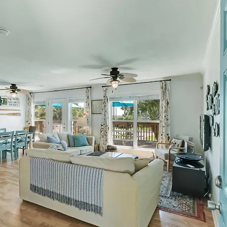 Redecorated Petfriendly Home